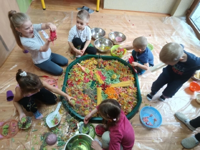 zajecia sensoryczne 10 10 20250215 1300428984